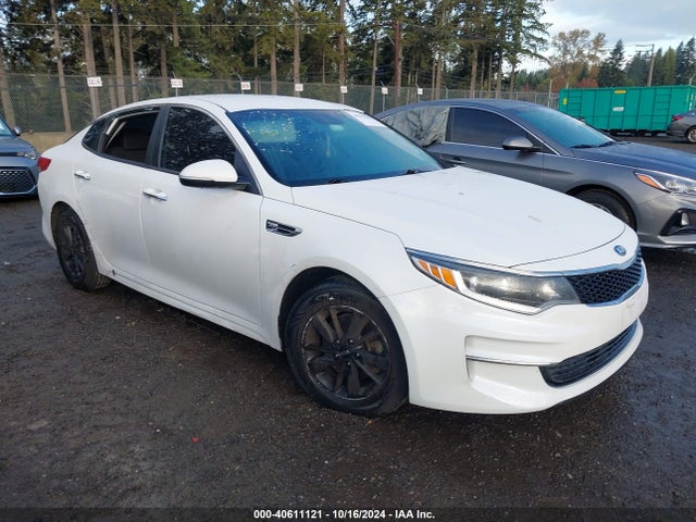 KIA Optima Lx 2018 5XXGT4L32JG183341 Image 1
