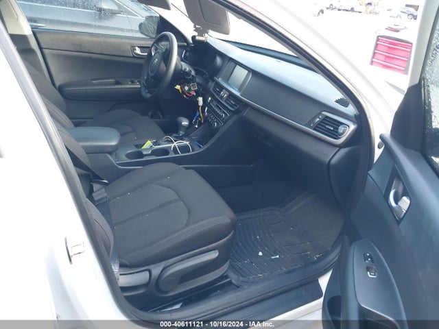 KIA Optima Lx 2018 5XXGT4L32JG183341 Image 5
