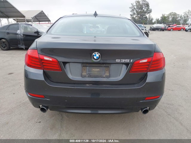 BMW 535i 2016 WBA5B1C58GG551711 Image 16