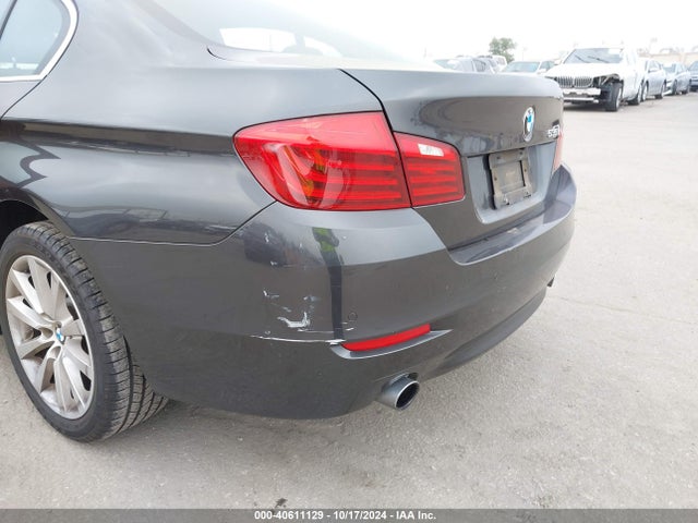 BMW 535i 2016 WBA5B1C58GG551711 Image 17