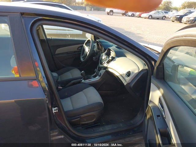 Chevrolet Cruze Ls Manual 2014 1G1PB5SG8E7299311 Image 5