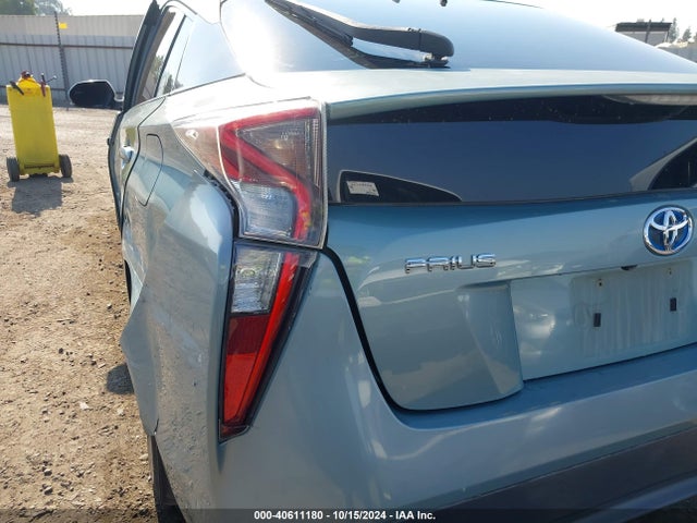 Toyota Prius Two 2016 JTDKBRFU7G3018506 Image 19