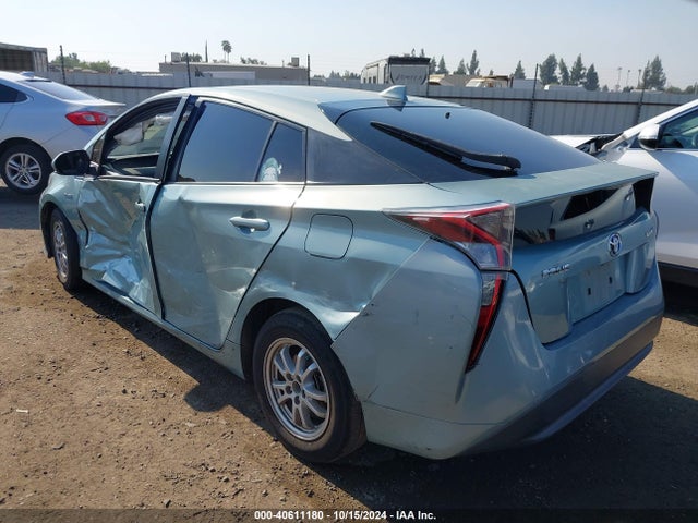 Toyota Prius Two 2016 JTDKBRFU7G3018506 Image 3