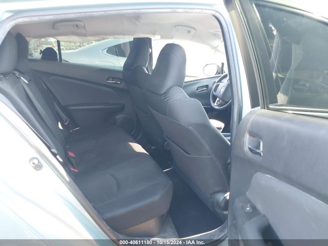 Toyota Prius Two 2016 JTDKBRFU7G3018506 Image 8