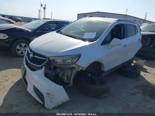 Buick Encore Preferred 2018 KL4CJASB4JB658709 Image 2