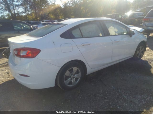 1G1BC5SM5H7127934 Chevrolet Cruze Ls Auto