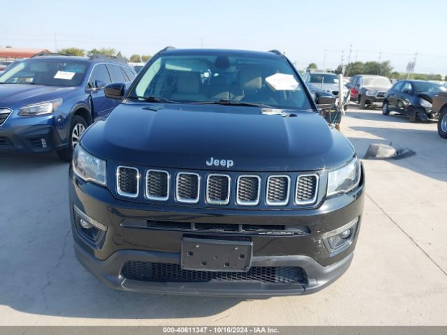 3C4NJCBB2KT743154 Jeep Compass Sun And Wheel Fwd