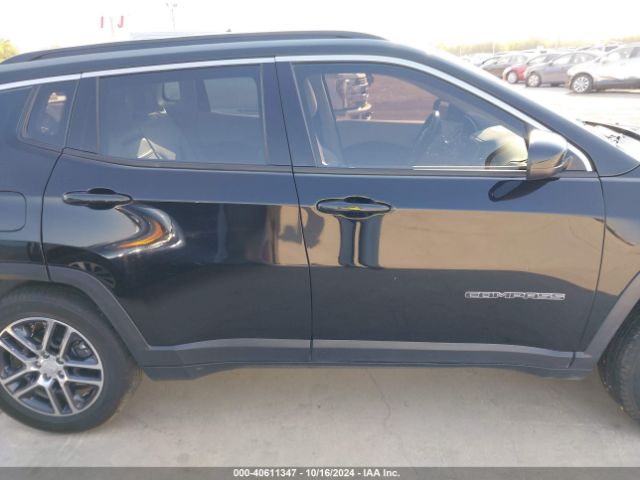 3C4NJCBB2KT743154 Jeep Compass Sun And Wheel Fwd