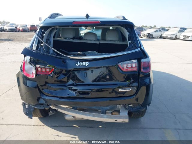 3C4NJCBB2KT743154 Jeep Compass Sun And Wheel Fwd