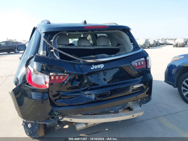 3C4NJCBB2KT743154 Jeep Compass Sun And Wheel Fwd