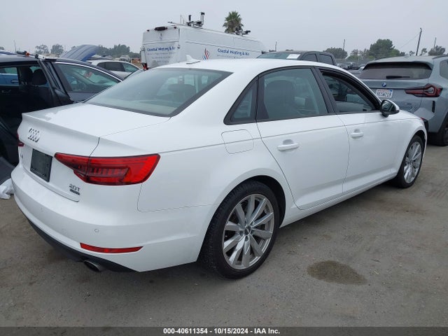 WAUANAF48HN000877 Audi A4 2.0t Premium