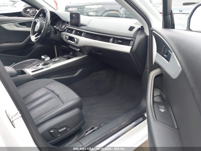 WAUANAF48HN000877 Audi A4 2.0t Premium