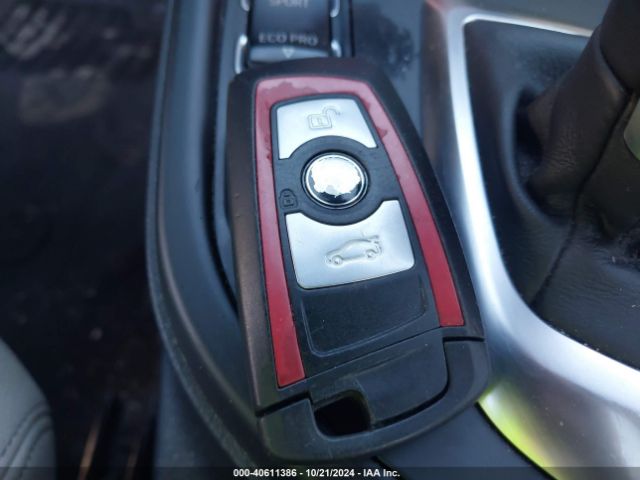 WBA3B3C58EJ983332 BMW 328i Xdrive