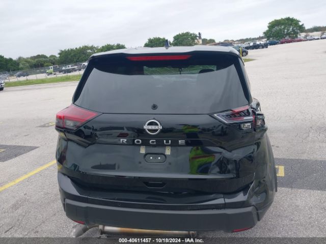 5N1BT3AA2RC678071 Nissan Rogue S Fwd