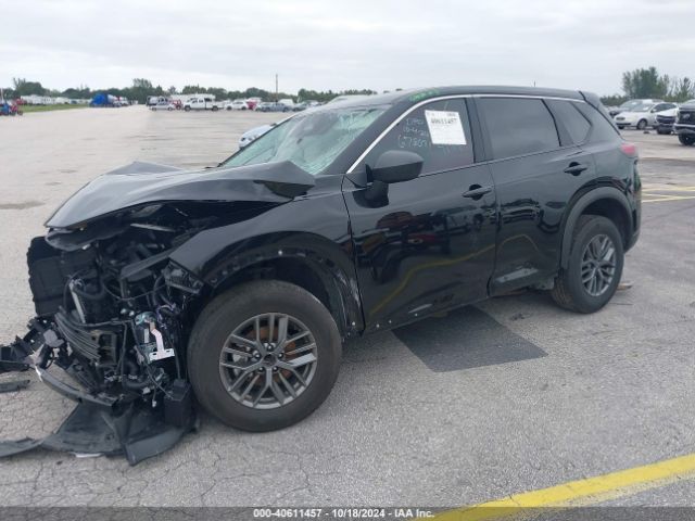 5N1BT3AA2RC678071 Nissan Rogue S Fwd