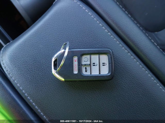 Honda Insight Touring 2019 19XZE4F93KE010280 Image 11