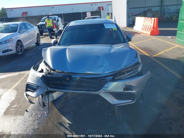 Honda Insight Touring 2019 19XZE4F93KE010280 Image 12