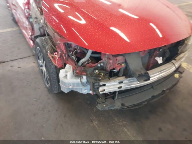 5YFEPRAE1LP139614 Toyota COROLLA LE