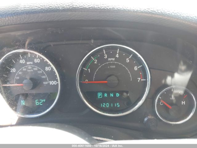 1C4BJWEG3EL290755 Jeep Wrangler Unlimited Sahara
