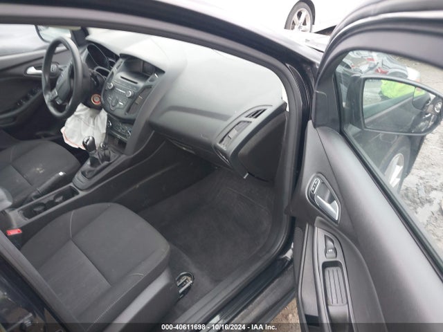 Ford FOCUS SE 2015 1FADP3F26FL305216 Image 5