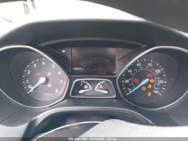 Ford FOCUS SE 2015 1FADP3F26FL305216 Image 7