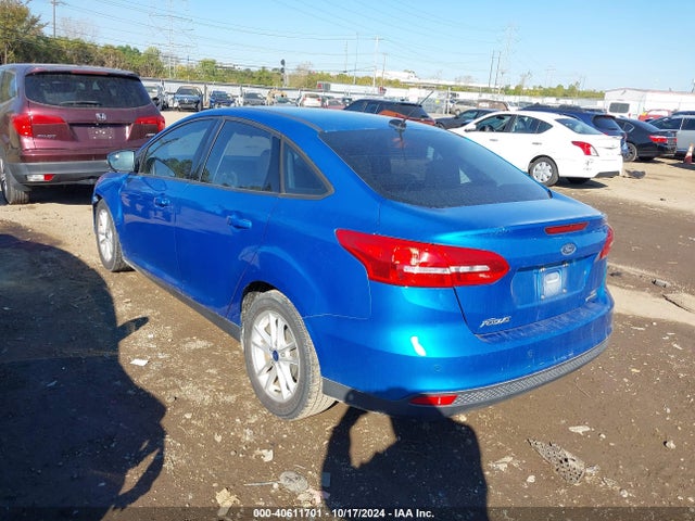 Ford FOCUS SE 2015 1FADP3F21FL373956 Image 3