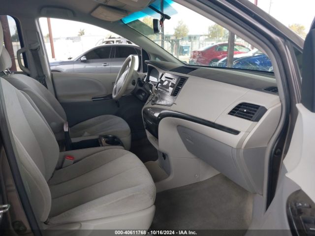 5TDKK3DC4ES498992 Toyota Sienna Le V6 8 Passenger