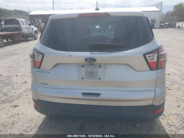 1FMCU0F77HUD05713 Ford ESCAPE S