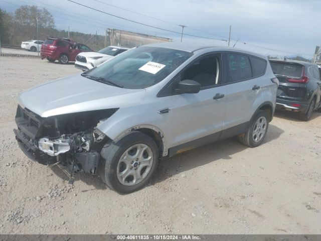1FMCU0F77HUD05713 Ford ESCAPE S