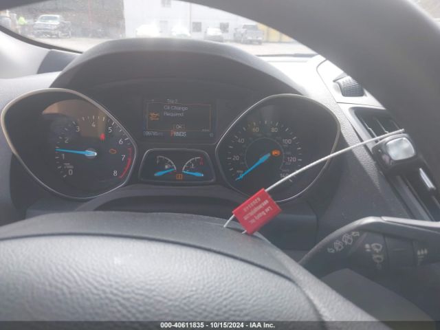 1FMCU0F77HUD05713 Ford ESCAPE S