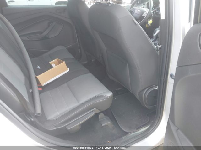 1FMCU0F77HUD05713 Ford ESCAPE S