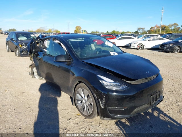 2021 TESLA MODEL Y 5YJYGDEE8MF245615 Photo 0