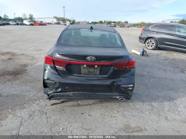 3KPF24AD0KE133798 KIA Forte Lxs