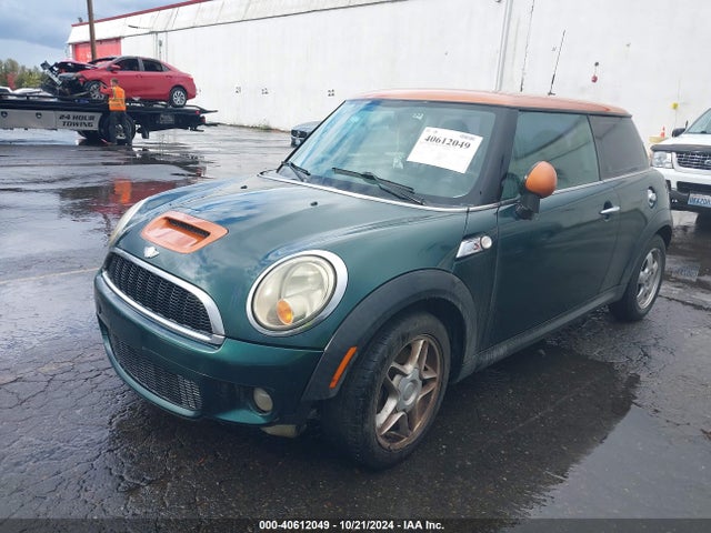 2007 MINI COOPER S WMWMF735X7TT84939 Photo 1