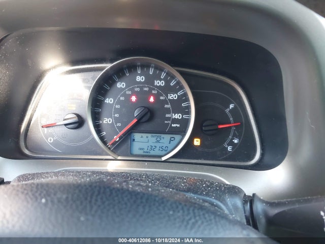 Toyota RAV4 LE 2015 JTMBFREV0FD138560 Image 7