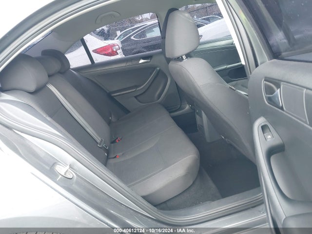 3VW267AJ5GM276167 Volkswagen Jetta 1.4t S