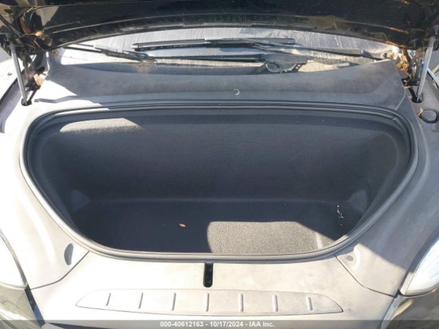 5YJXCAE27KF205129 Tesla Model X 100d/75d/long Range