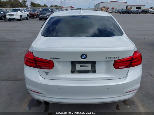 WBA8A3C53GK689648 BMW 320i Xdrive