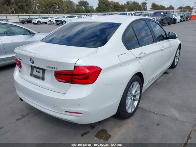 WBA8A3C53GK689648 BMW 320i Xdrive