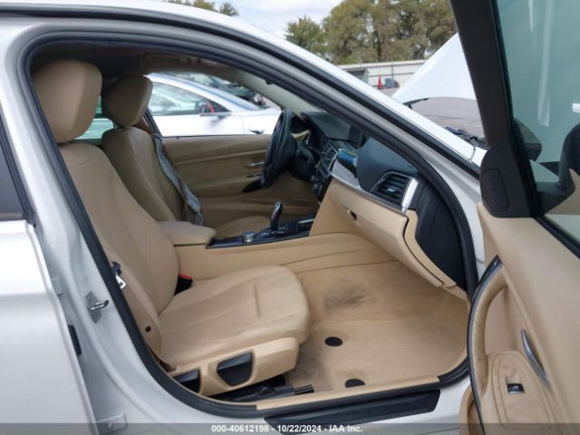 WBA8A3C53GK689648 BMW 320i Xdrive