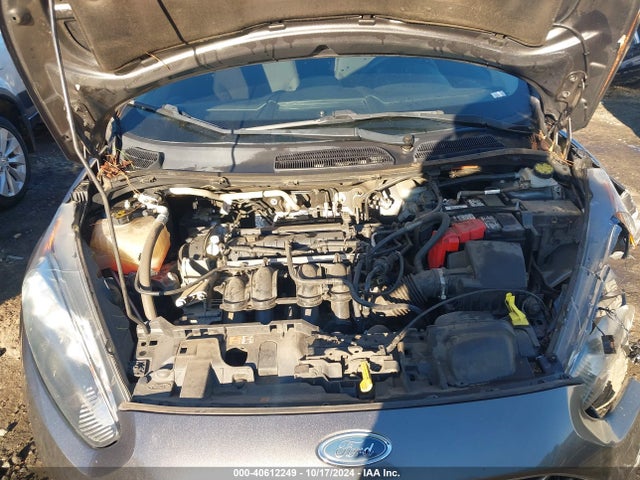 Ford FIESTA SE 2018 3FADP4BJ7JM123275 Image 10