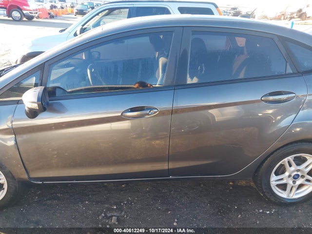 Ford FIESTA SE 2018 3FADP4BJ7JM123275 Image 14