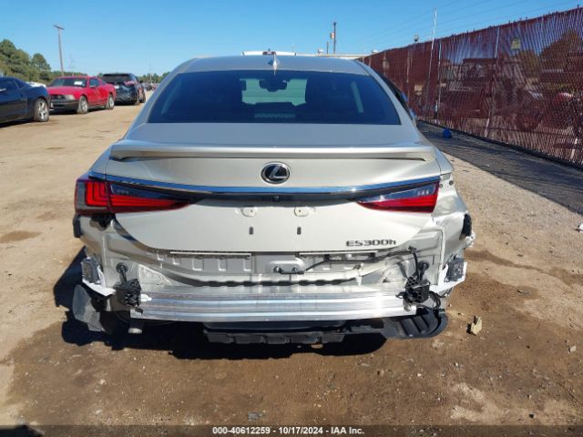 58ADA1C13PU026740 Lexus ES 300H