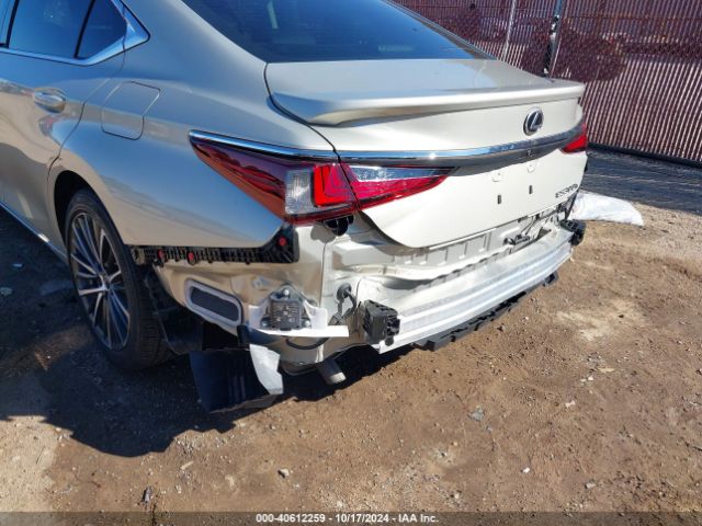 58ADA1C13PU026740 Lexus ES 300H