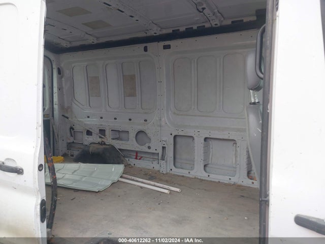Ford Transit-250 2015 1FTNR2CG9FKB31456 Image 8