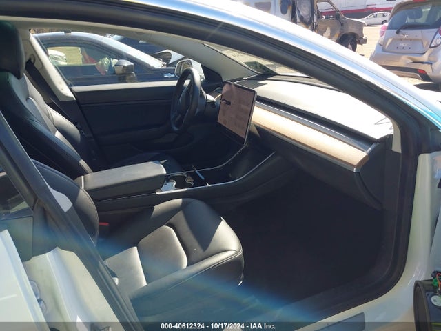 2020 TESLA MODEL 3 5YJ3E1EB2LF618201 Photo 4
