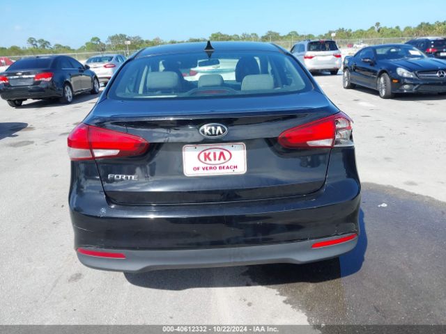 3KPFK4A71JE168939 KIA FORTE LX