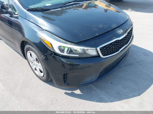 3KPFK4A71JE168939 KIA FORTE LX