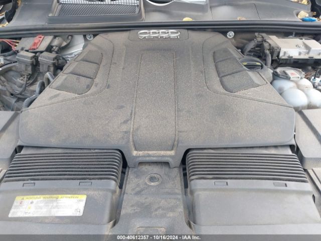 WA1VAAF7XJD015378 Audi Q7 3.0t Premium
