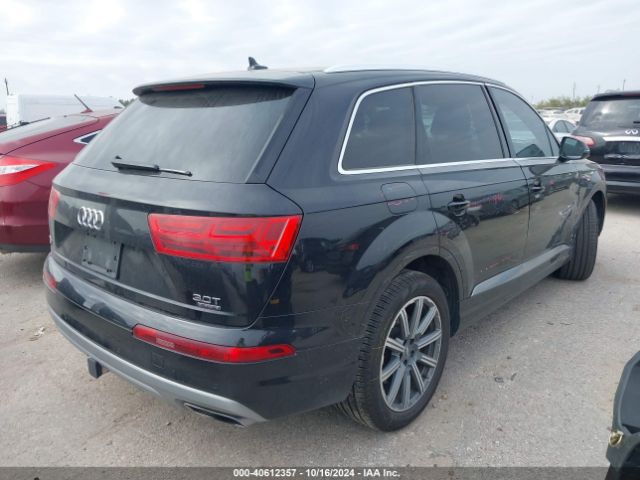WA1VAAF7XJD015378 Audi Q7 3.0t Premium